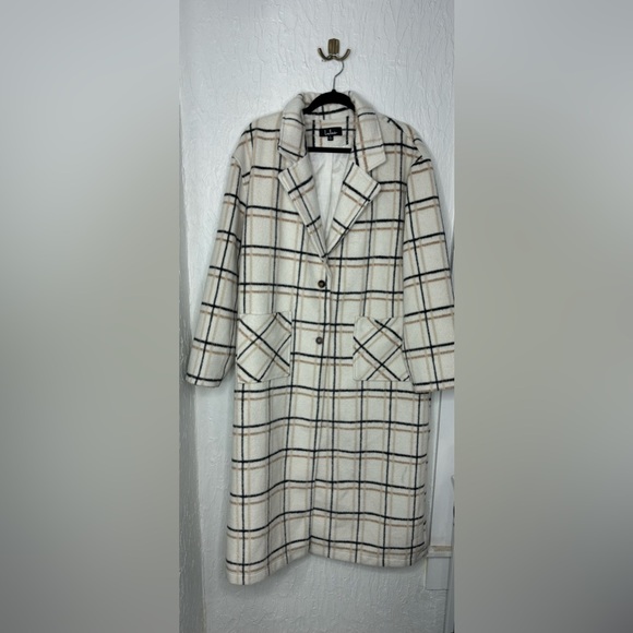Lulu’s Warm Front Ivory Plaid trench Coat Size Large - Picture 3 of 8